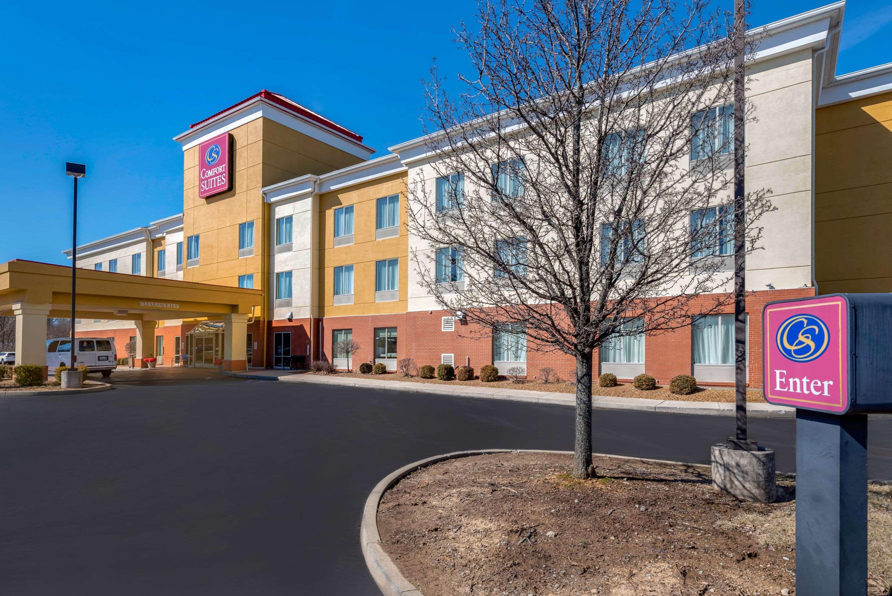 Comfort Suites Cincinnati Airport Hebron Exterior photo